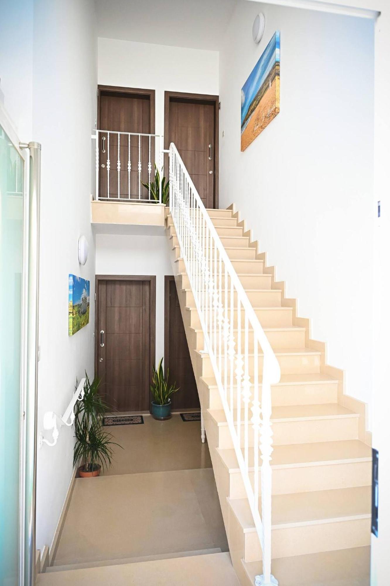 Fl 2 Ta'Lonza Luxury With Hot Tub By Homely Mellieħa Exterior foto