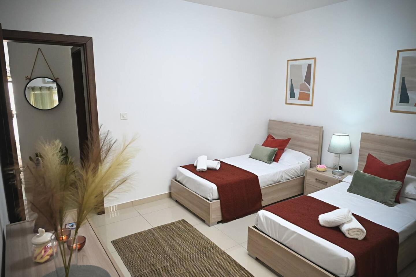 Fl 2 Ta'Lonza Luxury With Hot Tub By Homely Mellieħa Exterior foto