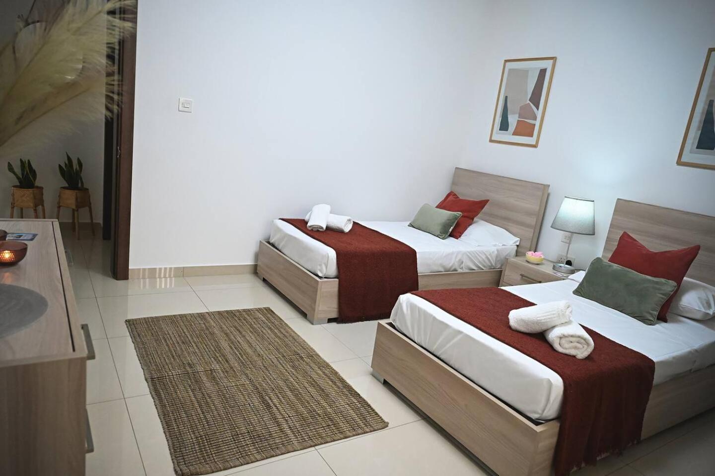 Fl 2 Ta'Lonza Luxury With Hot Tub By Homely Mellieħa Exterior foto