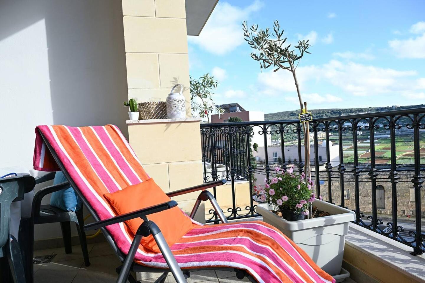 Fl 2 Ta'Lonza Luxury With Hot Tub By Homely Mellieħa Exterior foto